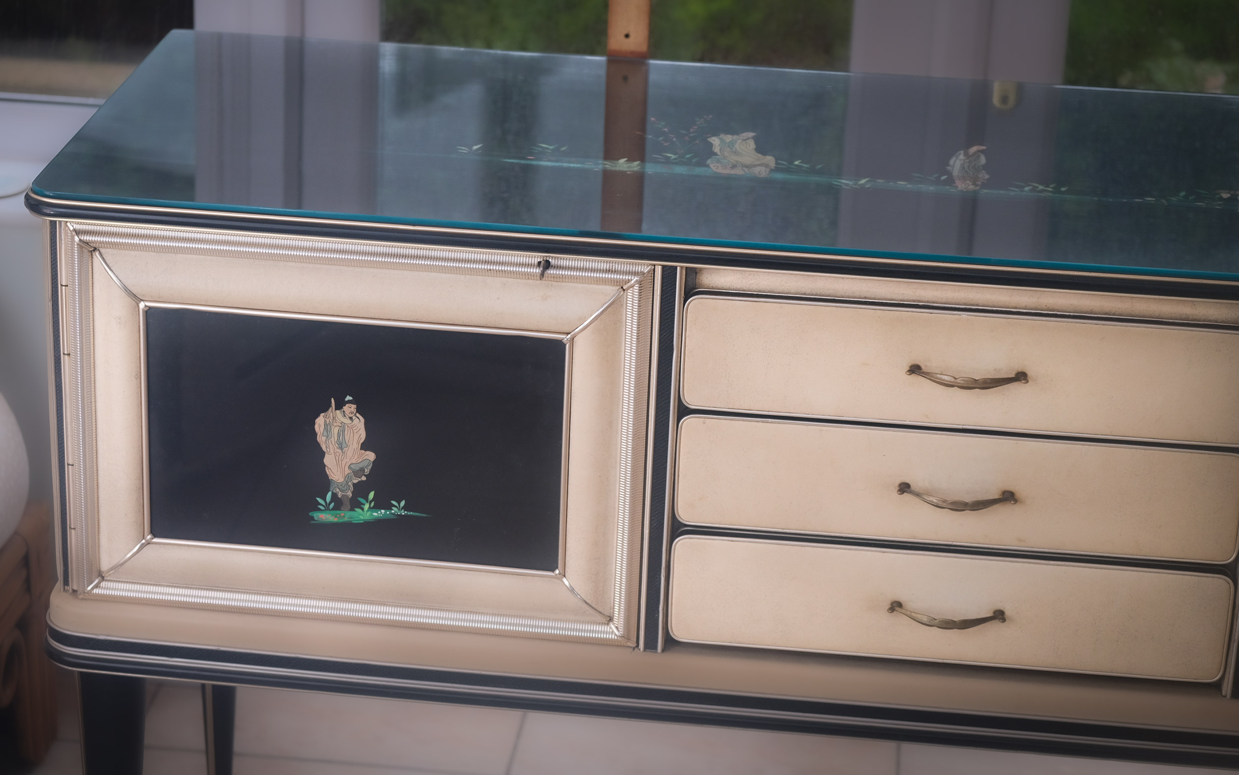 Umberto Mascagni Sideboard Commissioned for Harrods in the 1950's. - Image 2